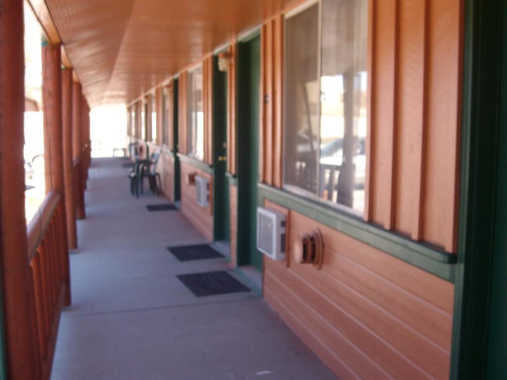 Western Motel Ranchester المظهر الخارجي الصورة